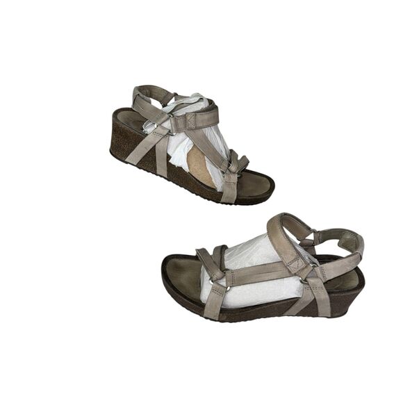 Teva Ysidro Universal wedge sandal Taupe size 8.5 - Picture 4 of 6
